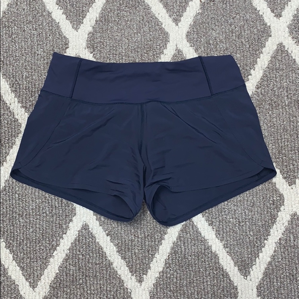 Lululemon run times short